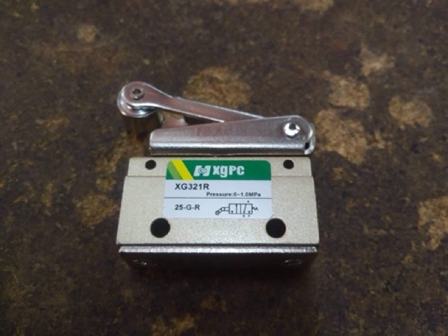 Công tắt hành trình hơi bánh xe 2 lỗ | BigBuy360 - bigbuy360.vn