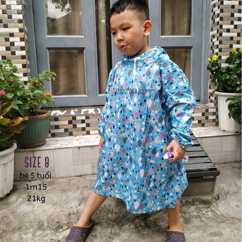 Áo mưa bít trẻ em, chất liệu vải dù, hoa văn hoạt hình cho bé - Size 9 - Size 10