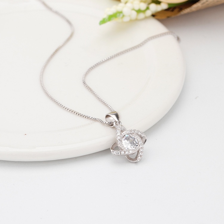 Vòng cổ Mặt Cỏ Bốn Lá Thời Trang Dành Cho Nữ