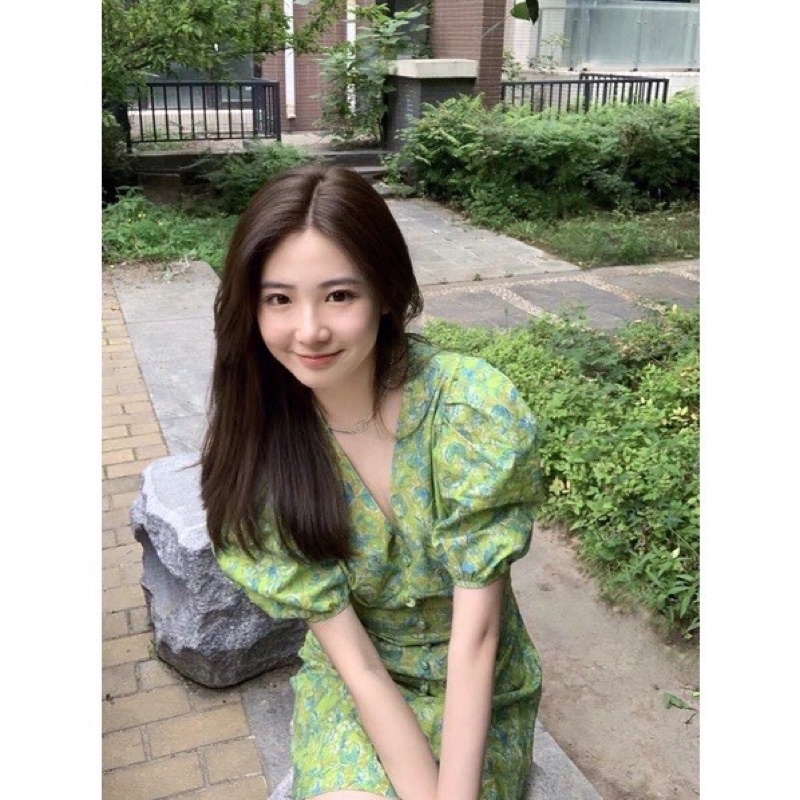 Váy Hoa Nhí Xanh Lá Cổ Tim Tay Bồng