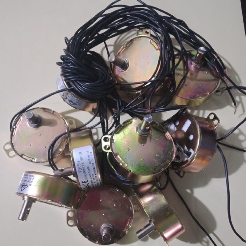 Moto quay chậm, quạt tản gió