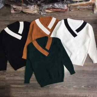 Áo len cổ V