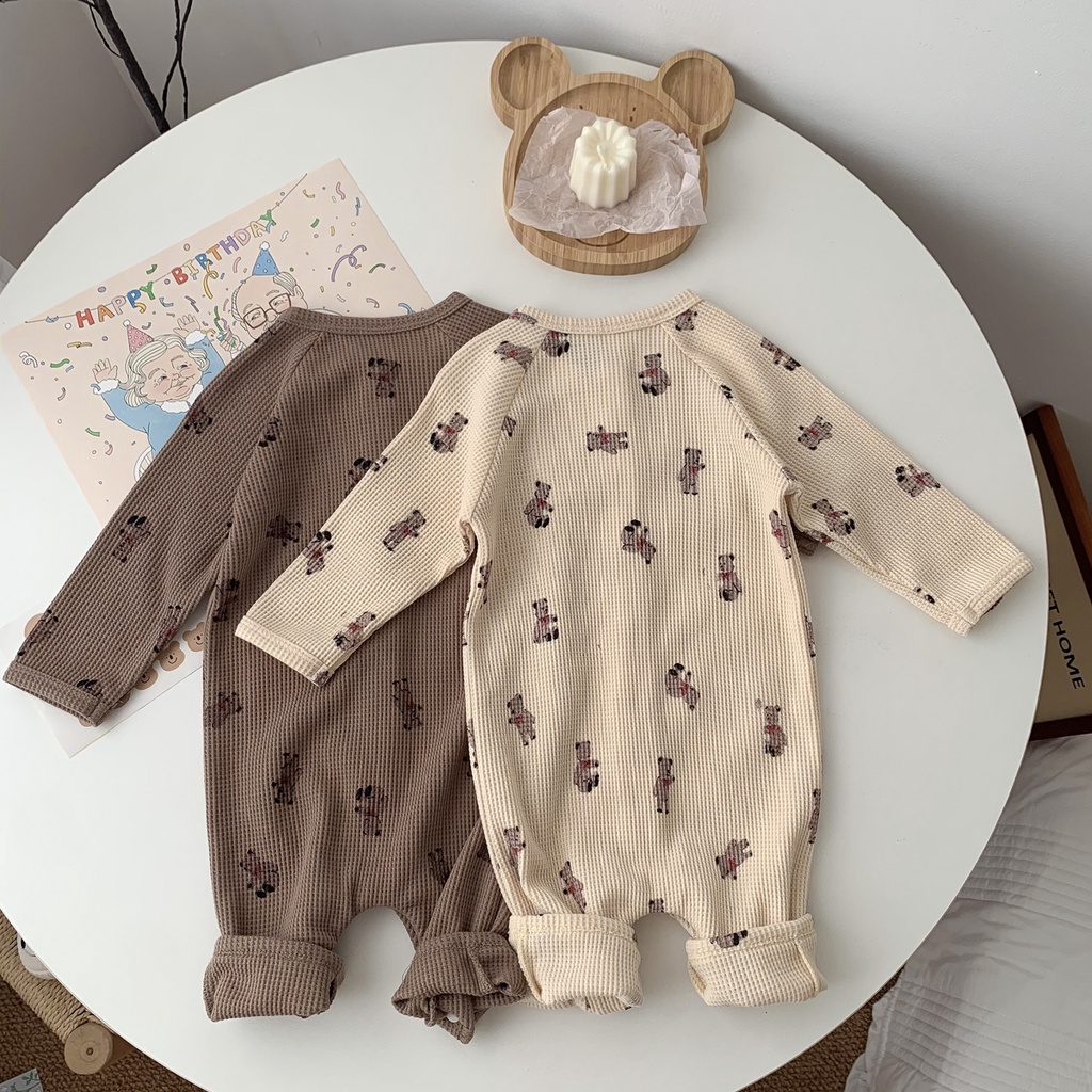 Bộ áo liền quần tay dài in hình chú gấu dễ thương thời trang mùa thu dành cho bé sơ sinh