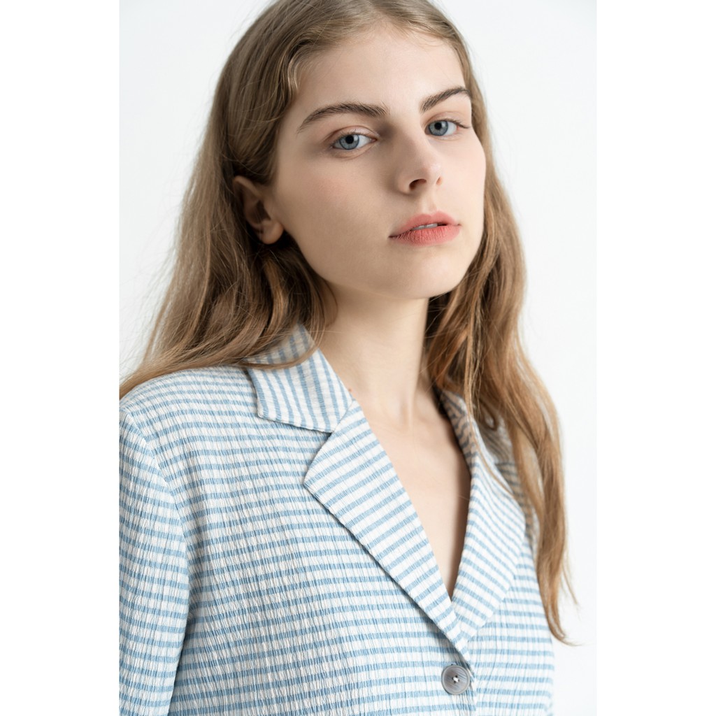 Áo khoác nữ KHÂU BY CQ tay ngắn màu xanh caro Croped Short Sleeve Blazer
