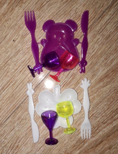 Sét 10 cái ly muỗng và dĩa mini bằng nhựa có nhiều màu