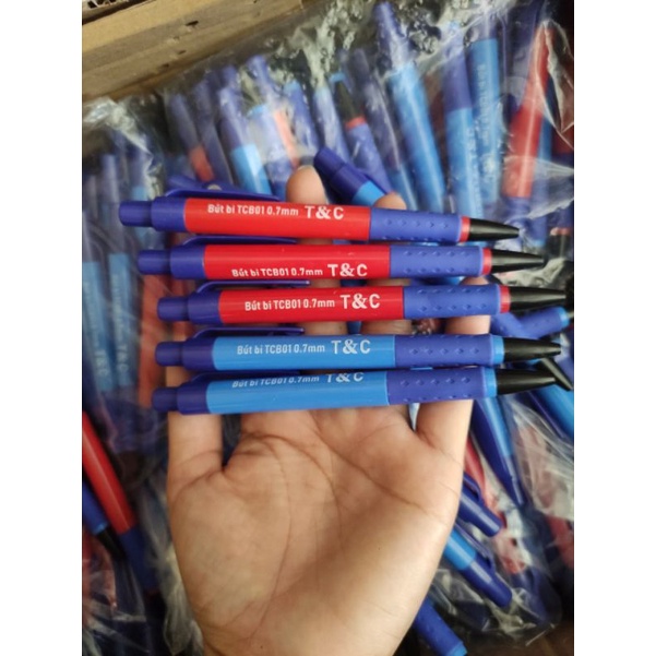 Bút bi T&amp;C TCB01 0.7mm giá dùng thử