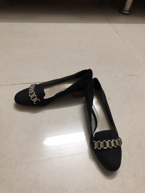 Thanh lí guốc mới tinh