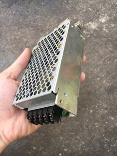 Nguồn OMRON 24V-2.1A