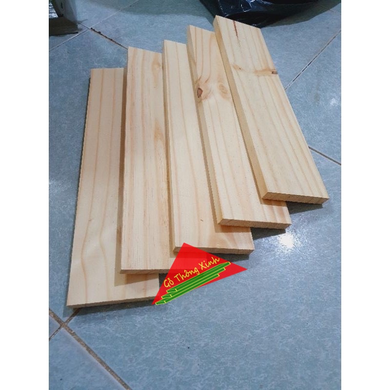 Thanh gỗ thông mới dài 50cm rộng 10cm dày 1.5cm được bào láng đẹp 4 mặt có thể dùng làm kệ, trang trí, làm thùng gỗ