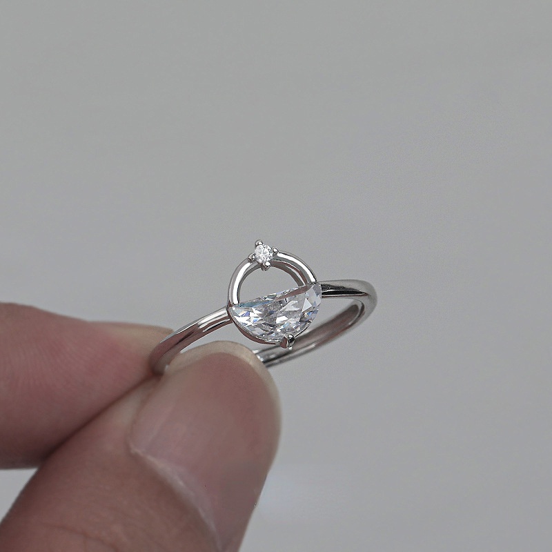 Nhẫn Đính Đá Zircon Trong Suốt Thời Trang Sang Trọng Cho Nữ