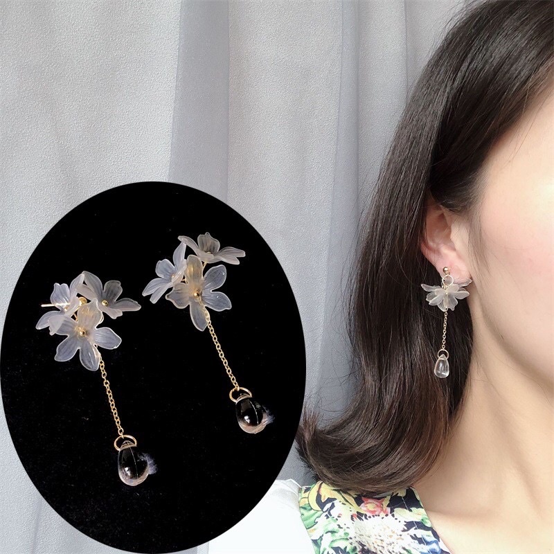Bông Tai Hoa Lá Màu Trắng Nhiều Kiểu Cá Tính Thời Trang