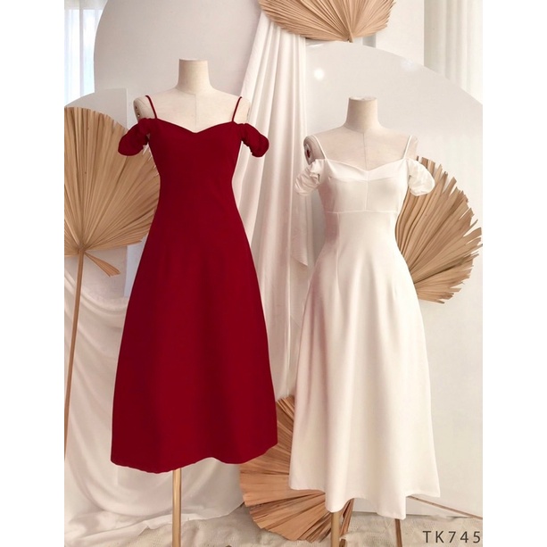 ĐẦM XOÈ DỰ TIỆC TRỄ VAI HỞ LƯNG TK