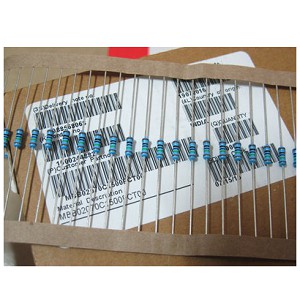 Điện trở vạch màu 150R 1% chân đồng (12 con)