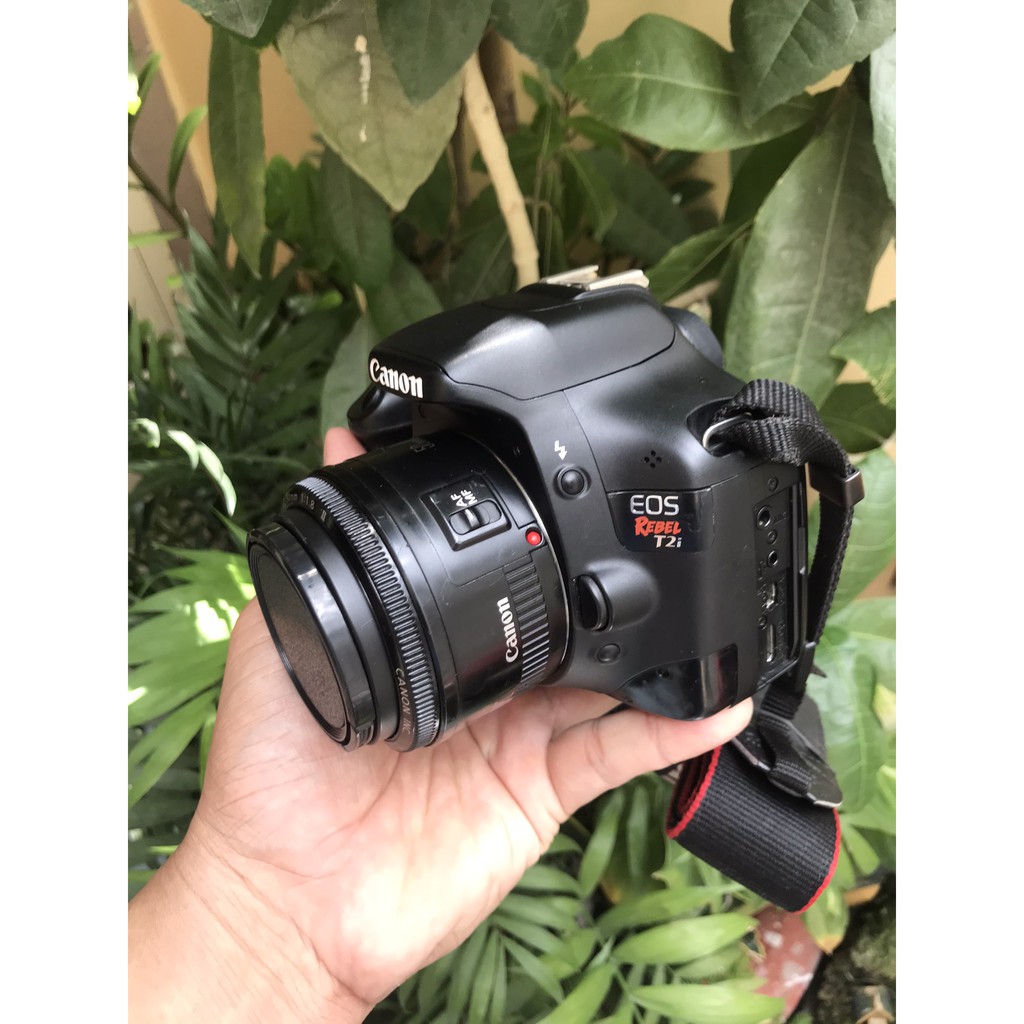 MÁy ảnh Canon 550D kèm lens chân dung 50mmii