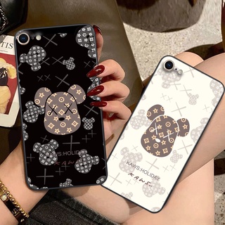 Ốp lưng Iphone 5/5S/5SE- IPHONE 6/6S-IPHONE 6/6S PLUS-IPHONE 7/8-IPHONE SE 2020 BEARBRICK cá tính,cute,giá rẻ