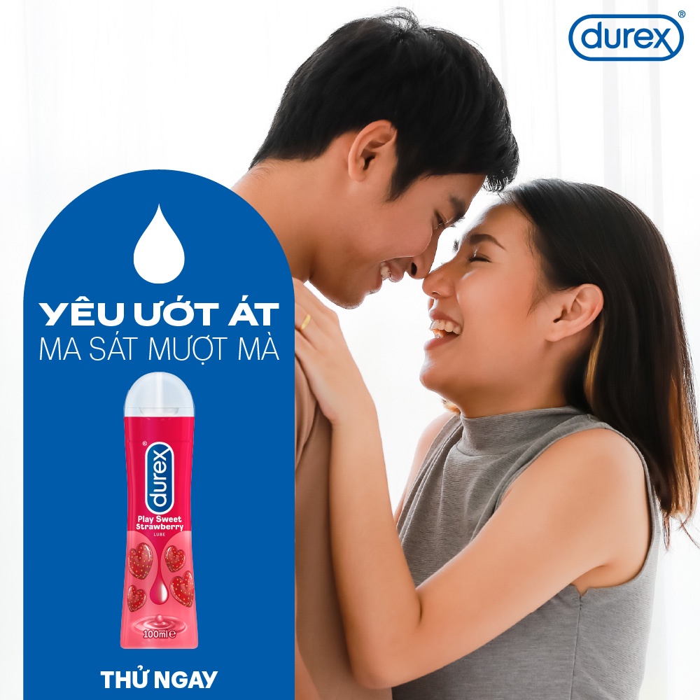 Bộ 4 hộp bao cao su Durex Jeans cơ bản (52.5mm, 3 bao/hộp) và 1 gel bôi trơn Durex Strawberry hương dâu 100ml/chai