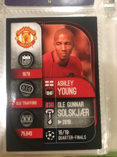 Thẻ bóng đá Match Attax EPL 2018/2019 badge