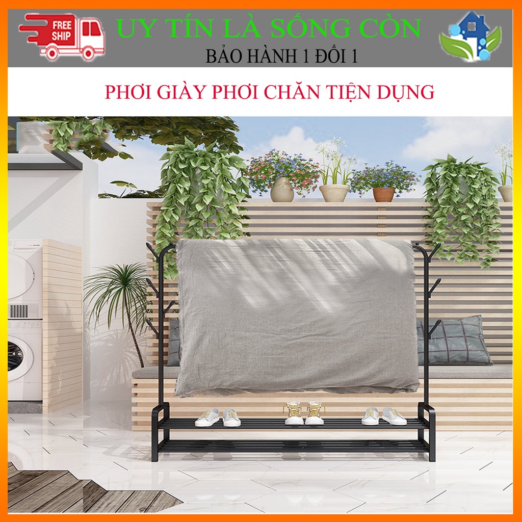 Kệ treo quần áo mẫu mới khung thép chắc chắn