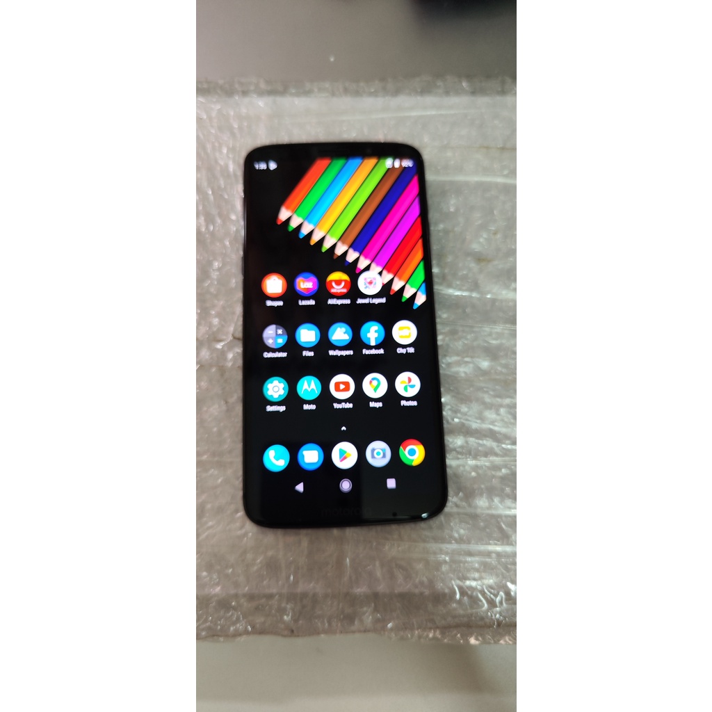 Điện thoại Motorola Z3 màu đen