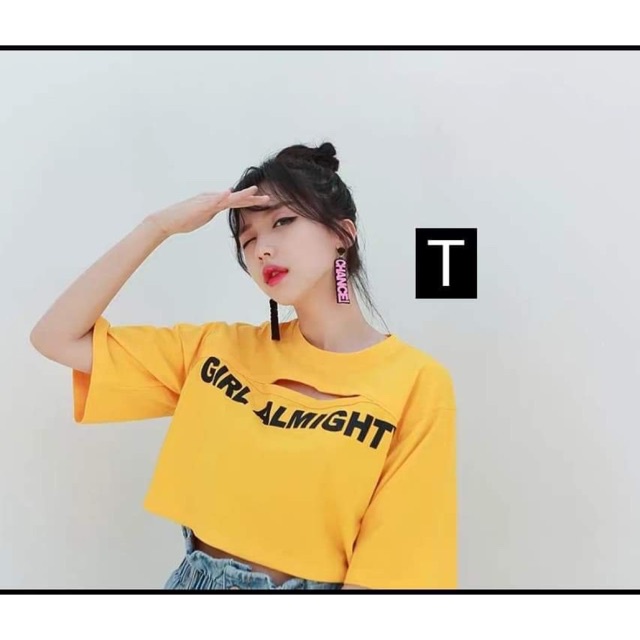 Áo Croptop ngắn tay GIRL rách ngực T
