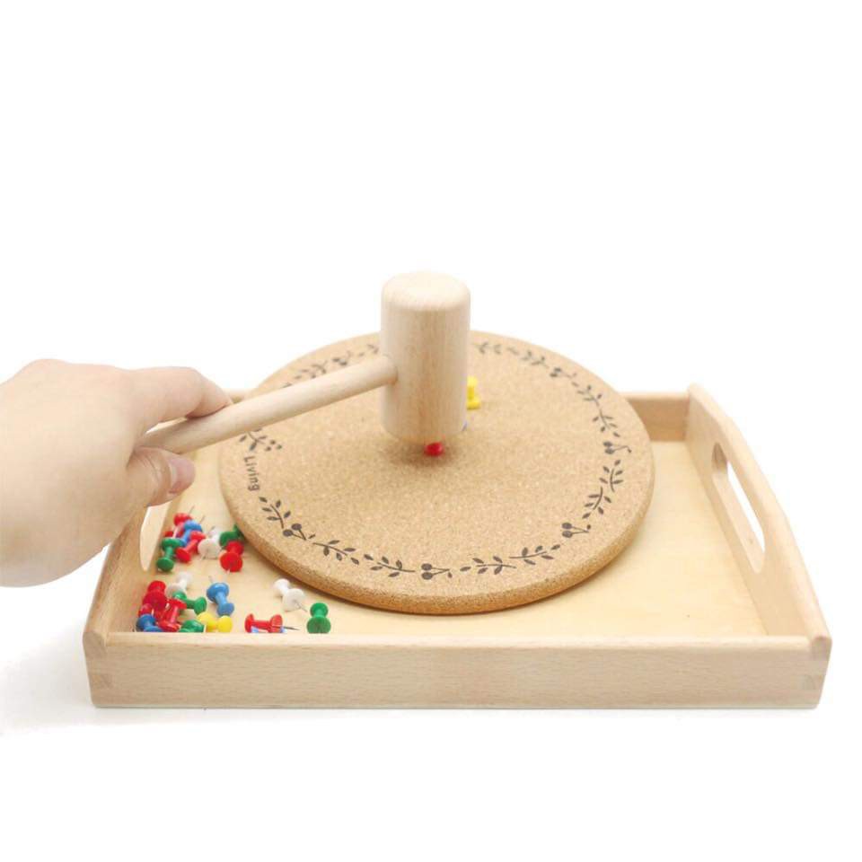 Giáo cụ Montessori - Bộ sản phẩm búa và đinh cho bé tập đóng, có đế gỗ chắc chắn