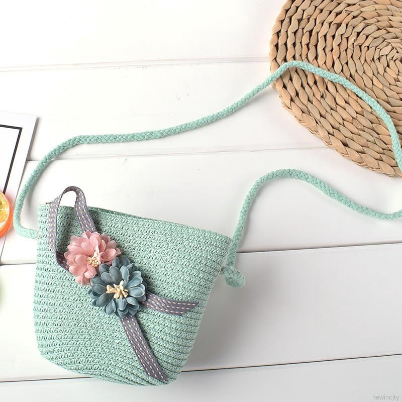 Túi rơm đeo vai đính hoa và dây ruy băng nhiều màu sắc phong cách Hàn Quốc cho bé gái