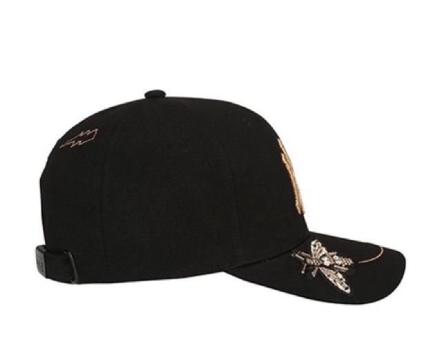 Mũ lưỡi trai thêu chữ nổi