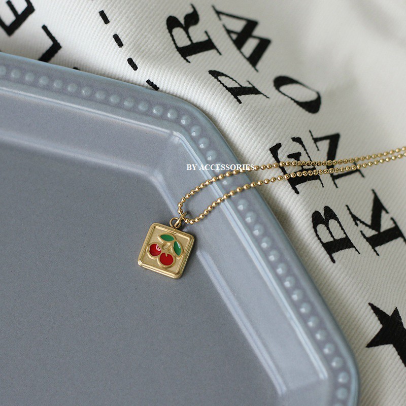 Dây chuyền titan mặt vuông hình cherry không gỉ