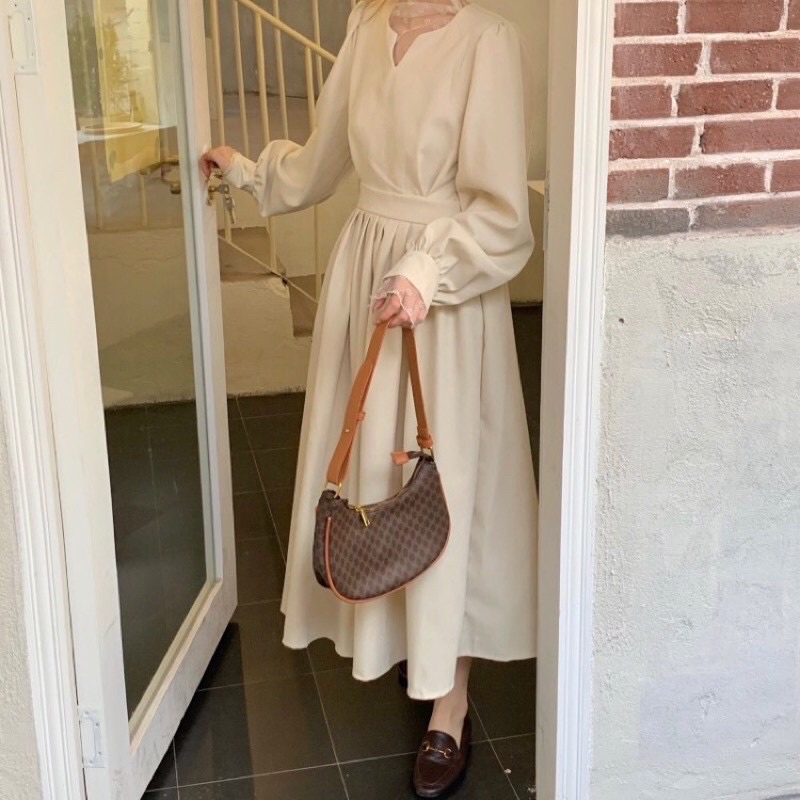 Đầm sơ mi dáng babydoll màu kem dài tay dáng dài midi