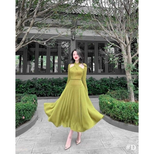 Đầm thiết kế chọn live