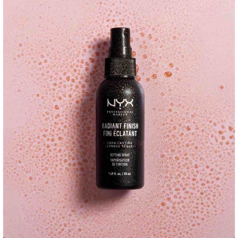 Xịt khoá lớp trang điểm Nyx Professional Make up