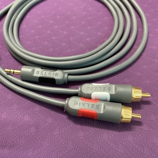 Dây 3.5 ra av Belkin Đức dài 1,8m