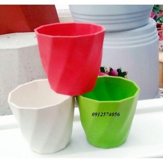 Chậu nhựa cao cấp trồng cây (Rộng miệng 13cm x Cao 12cm)