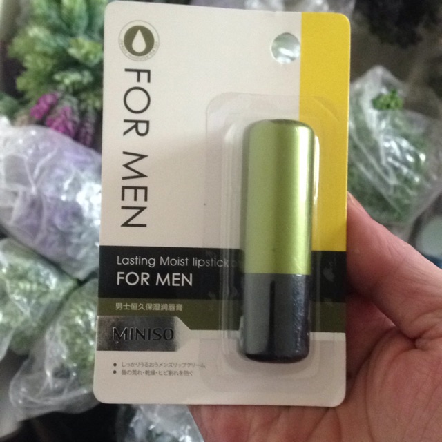 Son dưỡng môi for men