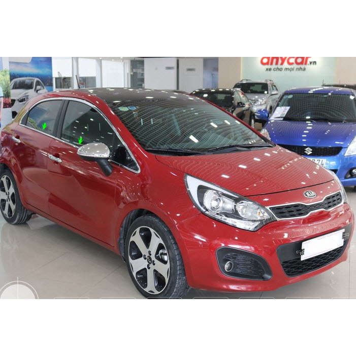 Nẹp chân kính Kia Rio