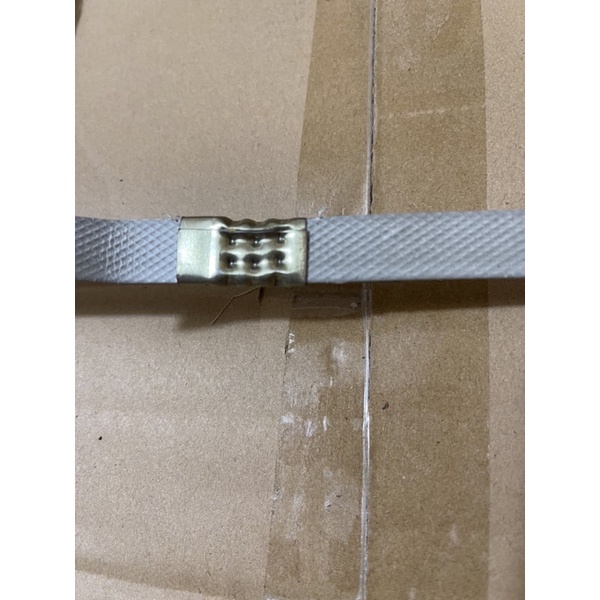 Bọ sắt kẹp đai thùng - 1 kg khoá dây đai