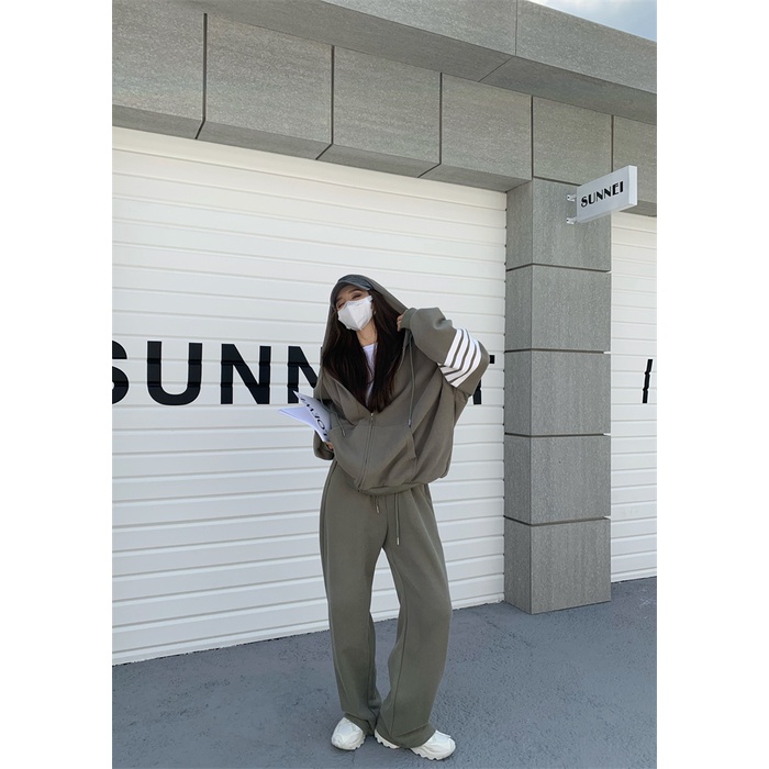 Bộ quần áo Hoodie cotton dáng rộng thiết kế năng động trẻ trung