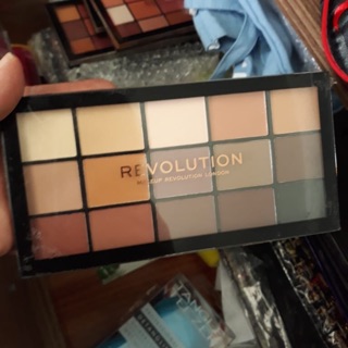 Bảng màu mắt revolution mỹ