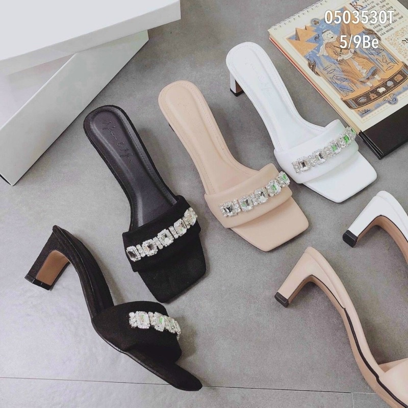 Guốc nữ đính đá gót vuông 5cm mẫu mới 2022 ( hàng sẵn video tự quay) at17