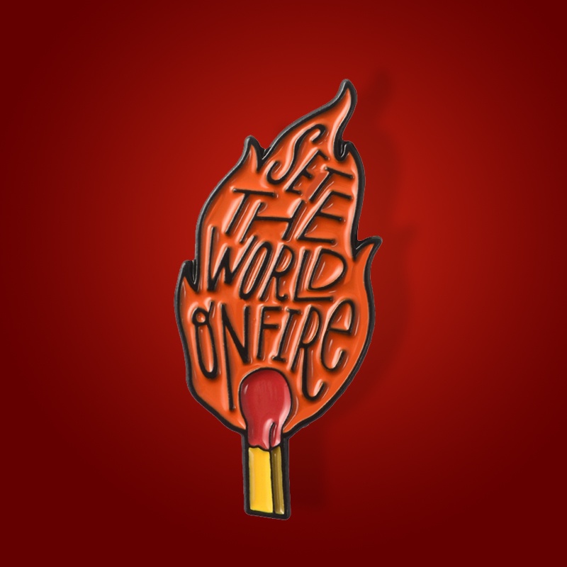 Ghim Cài Áo In Chữ The World on Fire Thời Trang