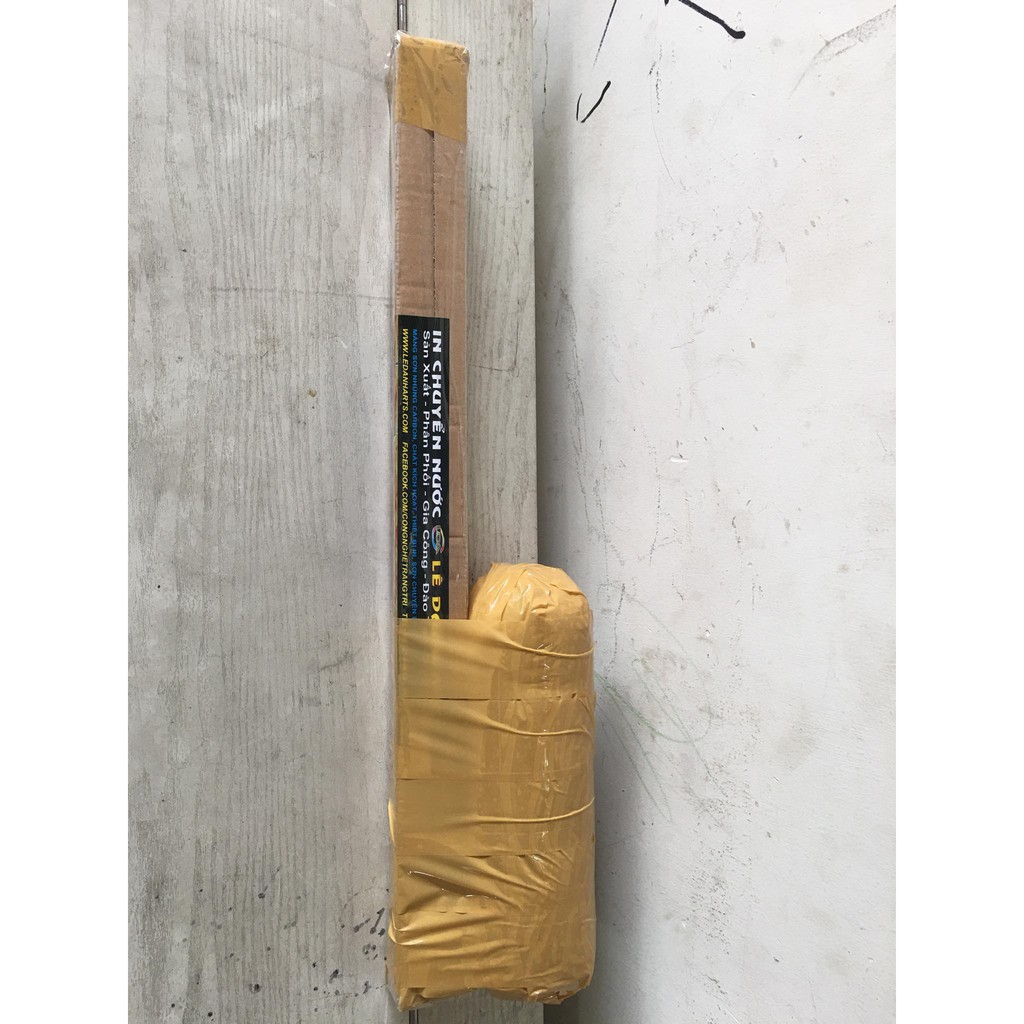 Phim sơn nhúng carbon 0.5x2m + chai xịt kích hoạt