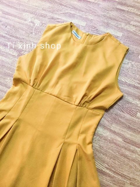 Đầm Nữ Vàng Xòe Chít Eo