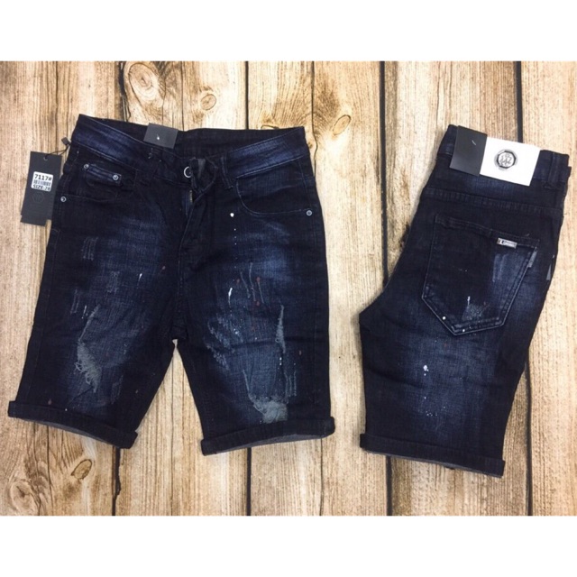 Short jeans
