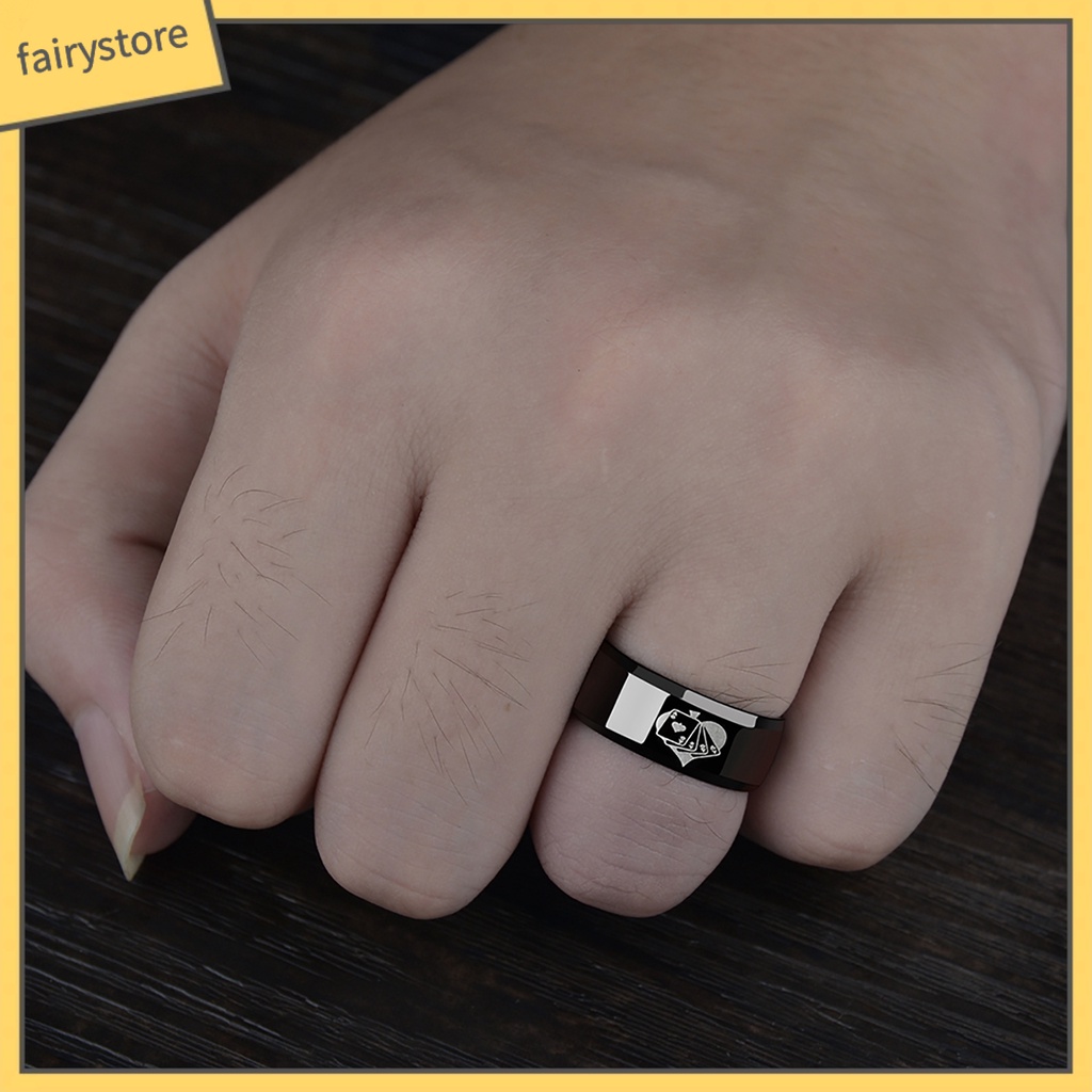 Nhẫn khắc hình poker thời trang