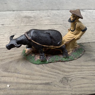 Con Trâu kéo cày gốm VN Trang Trí Hồ Cá,Bể Cá-Hòn Non Bộ.