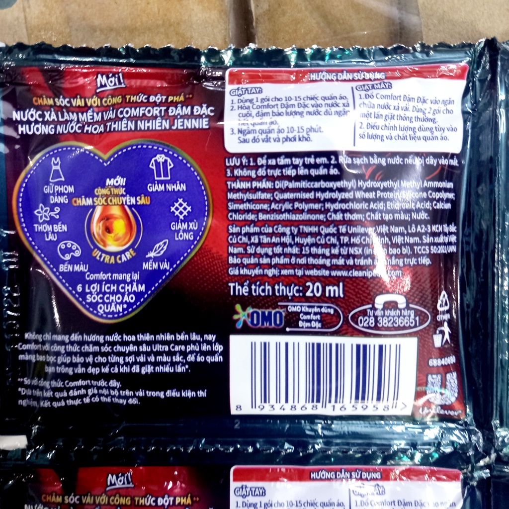 Nước xả vải Comfort hương nước hoa Jennie 1 dây 10 gói