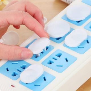 Combo 10 nút bịt ổ điện an toàn cho bé