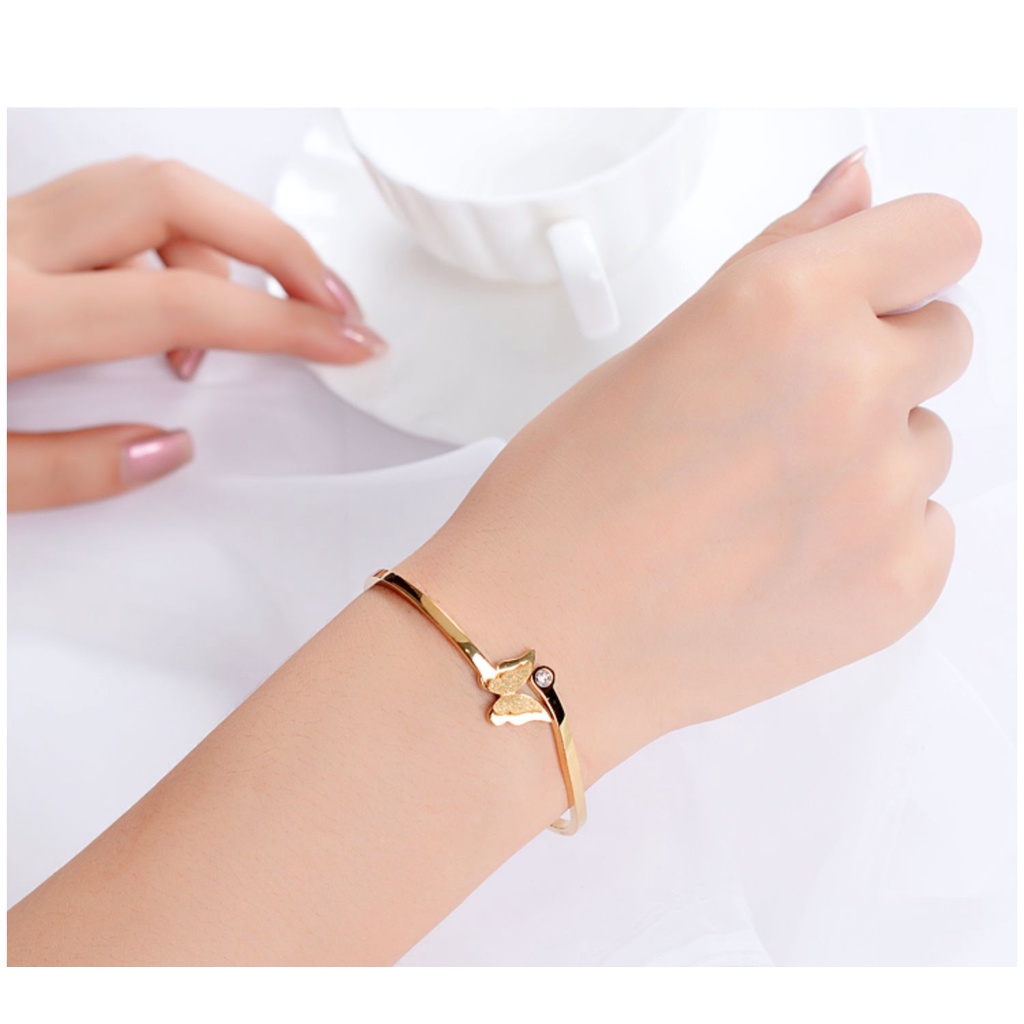 Vòng tay lắc tay nữ titan bướm phun cát H5-402 - CAM KẾT KHÔNG GỈ, KHÔNG BAY MÀU - BẢO HÀNH 12 THÁNG
