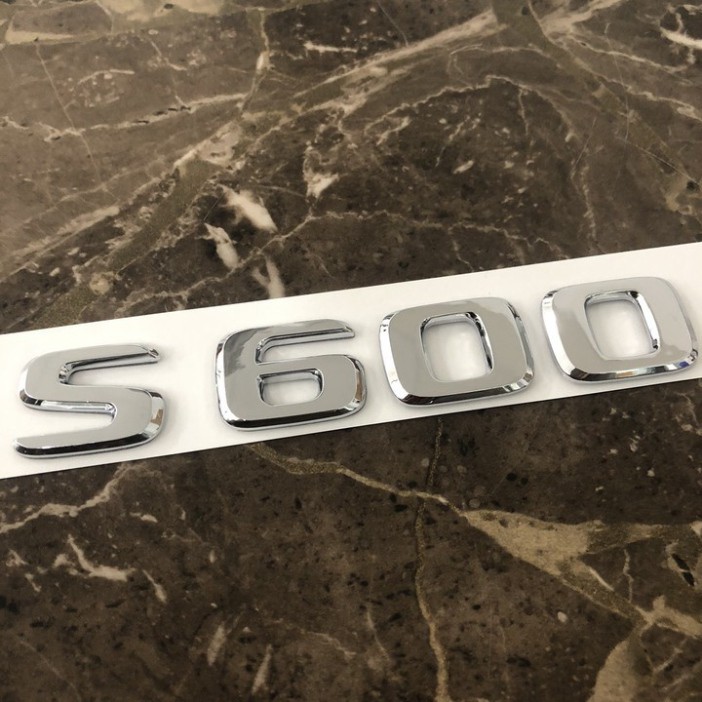 Sản Phẩm Decal tem chữ S600 dán đuôi xe ô tô Maybach .