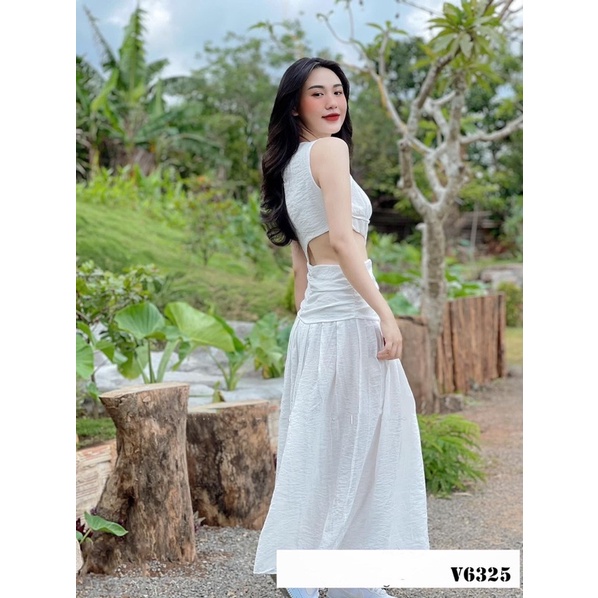 Váy đũi khoét eo